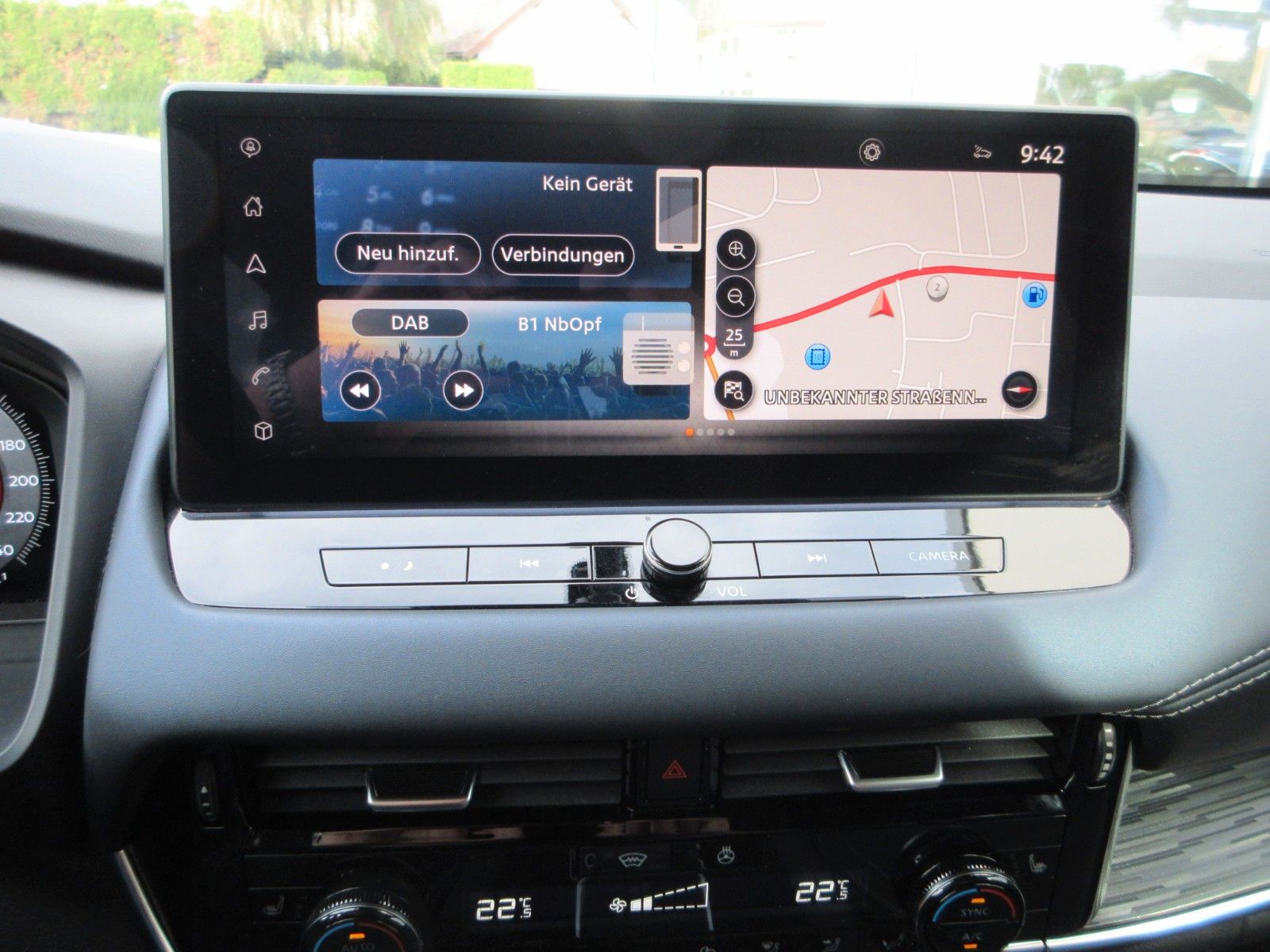 Fahrzeugabbildung Nissan Qashqai 1.3 Xtronic Automatik | Tekna+
