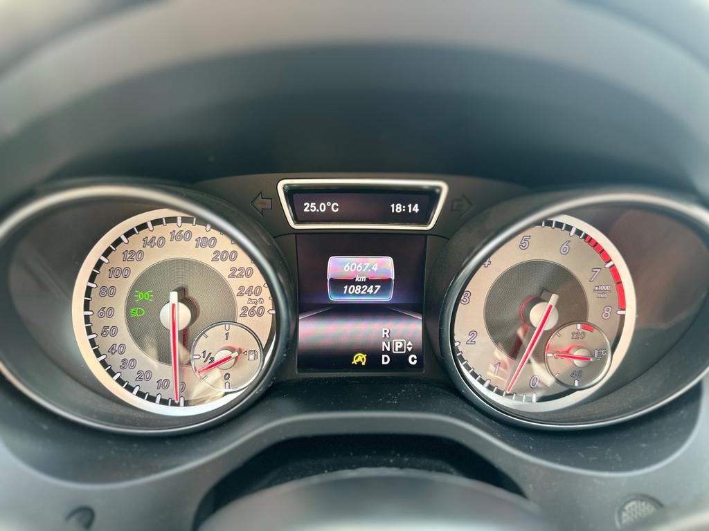 Mercedes-Benz CLA 250