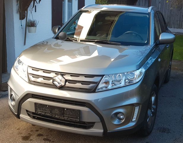 Suzuki Vitara 1.6 Comfort 4x4 AHK 8-fach Alu