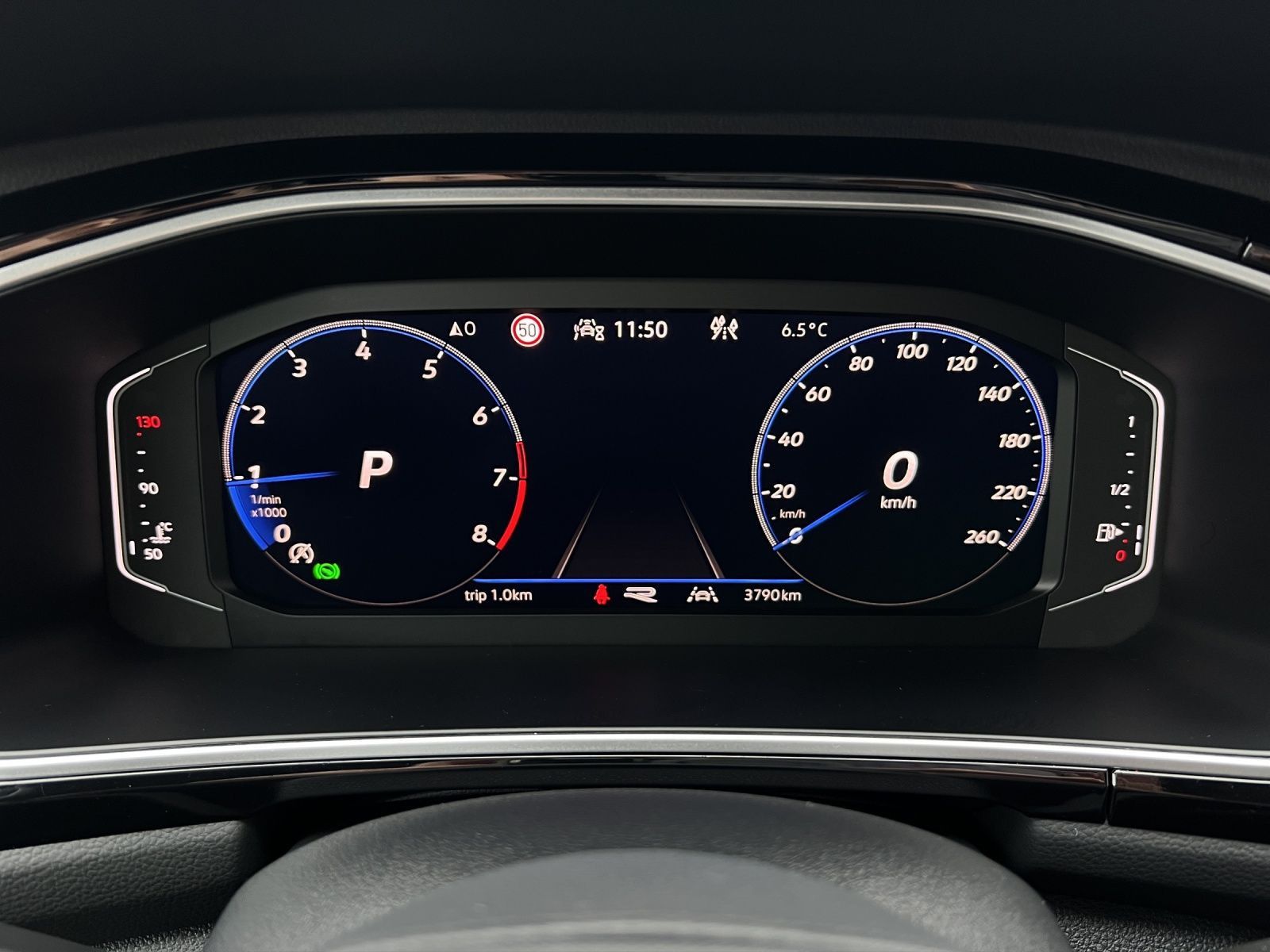 T-Roc R-Line 1.5 TSI DSG LED*Navi*ACC