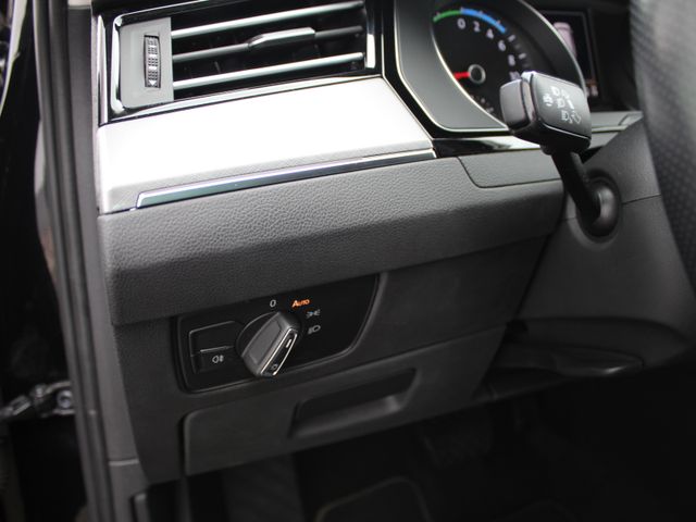 Passat Variant 1,4 GTE Kamera*Navi*Matrix-LED*