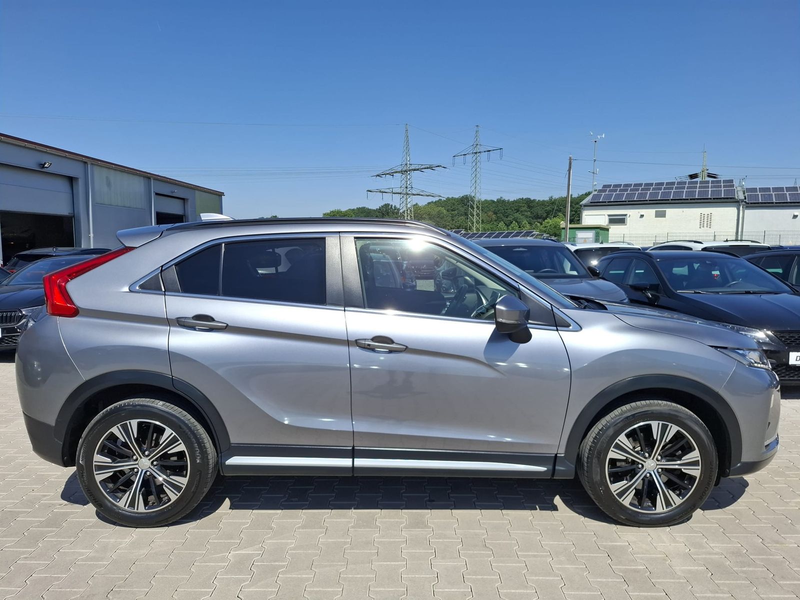 Fahrzeugabbildung Mitsubishi Eclipse Cross 1.5 Plus KAMERA*TEMP*KLIMA*SHZ*APP