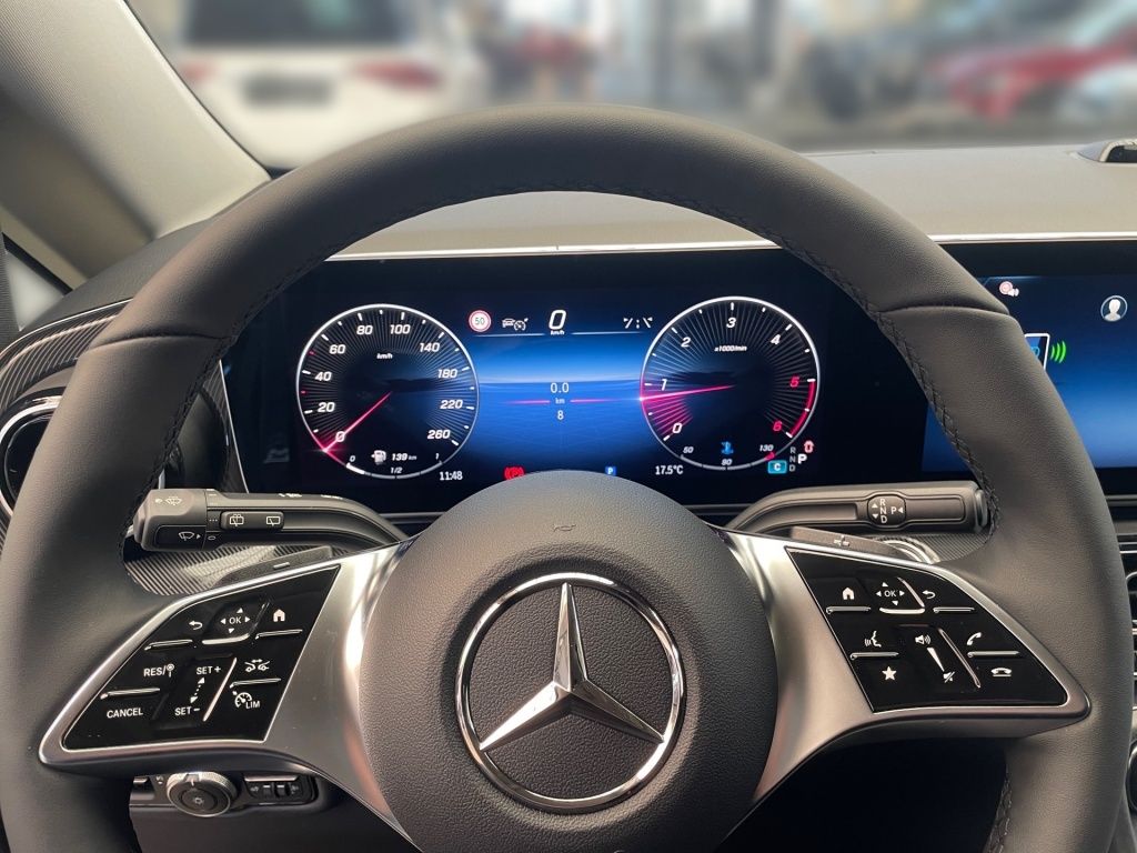 Fahrzeugabbildung Mercedes-Benz V 220 d Kompakt ACC AUT Facelift Kam. KlimaA LM