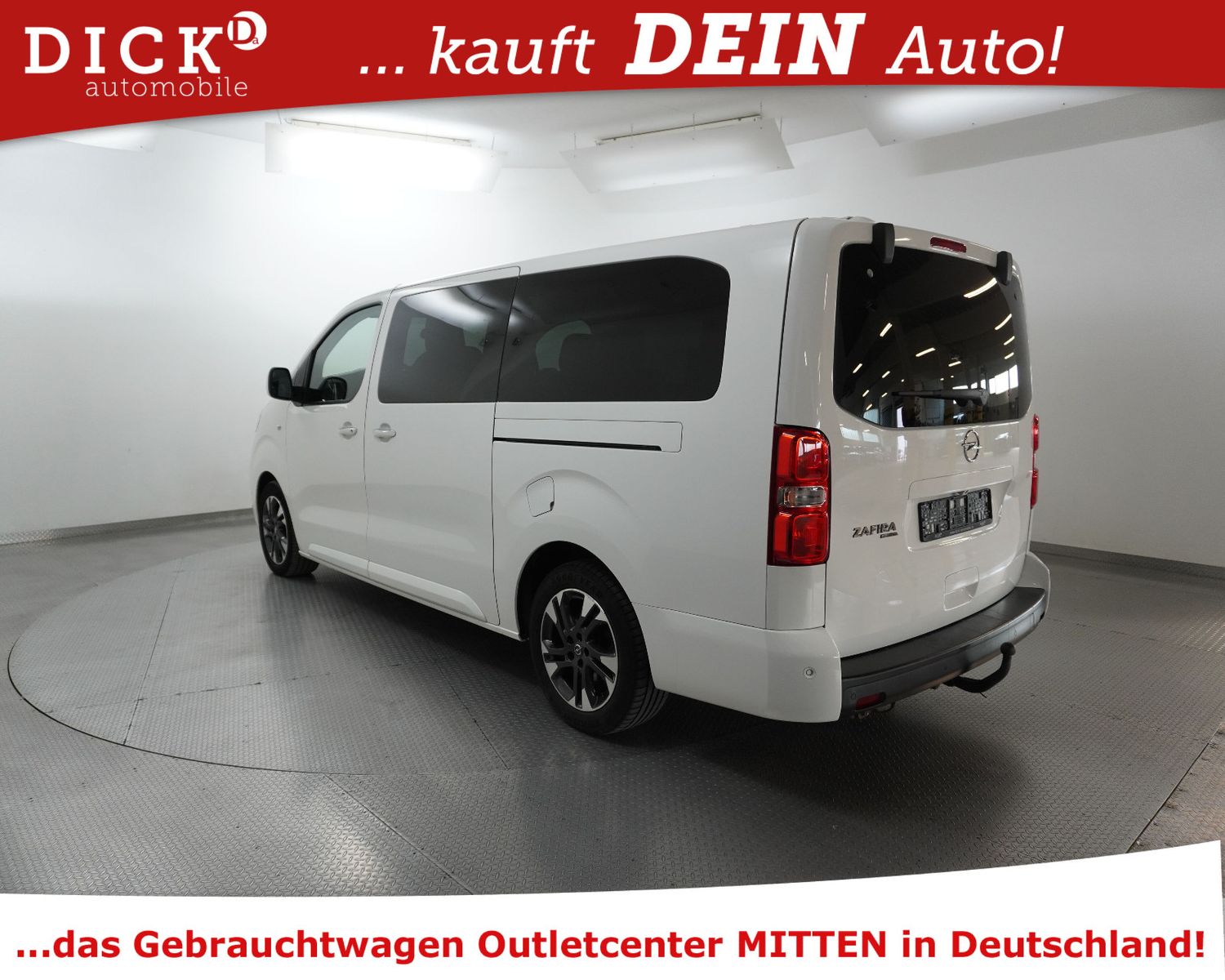 Fahrzeugabbildung Opel Zafira Life L 2.0d Toure >LEDER+KAM+HEAD+AHK+XEN