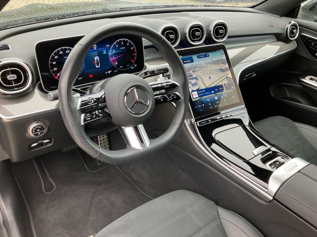 Fahrzeugabbildung Mercedes-Benz CLE 200 Cabrio AMG Distronic Memory Airscarf