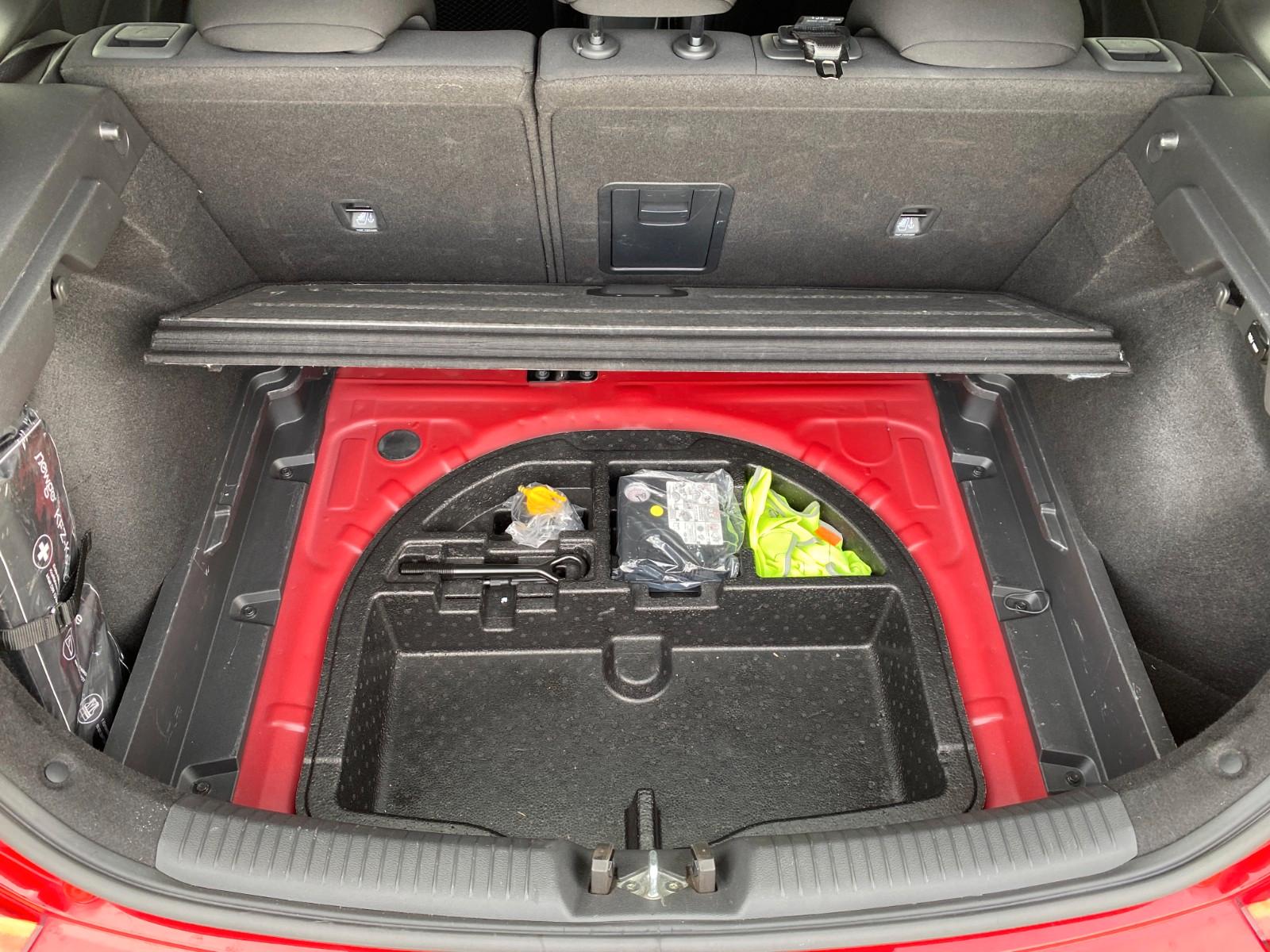 Hyundai i30 N LINE CAR PLAY SITZ-LENKRAD-HZG SCHECKHEFT
