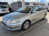 Toyota Avensis Kombi 1.8 - Toyota Avensis aus 2006: Kombi