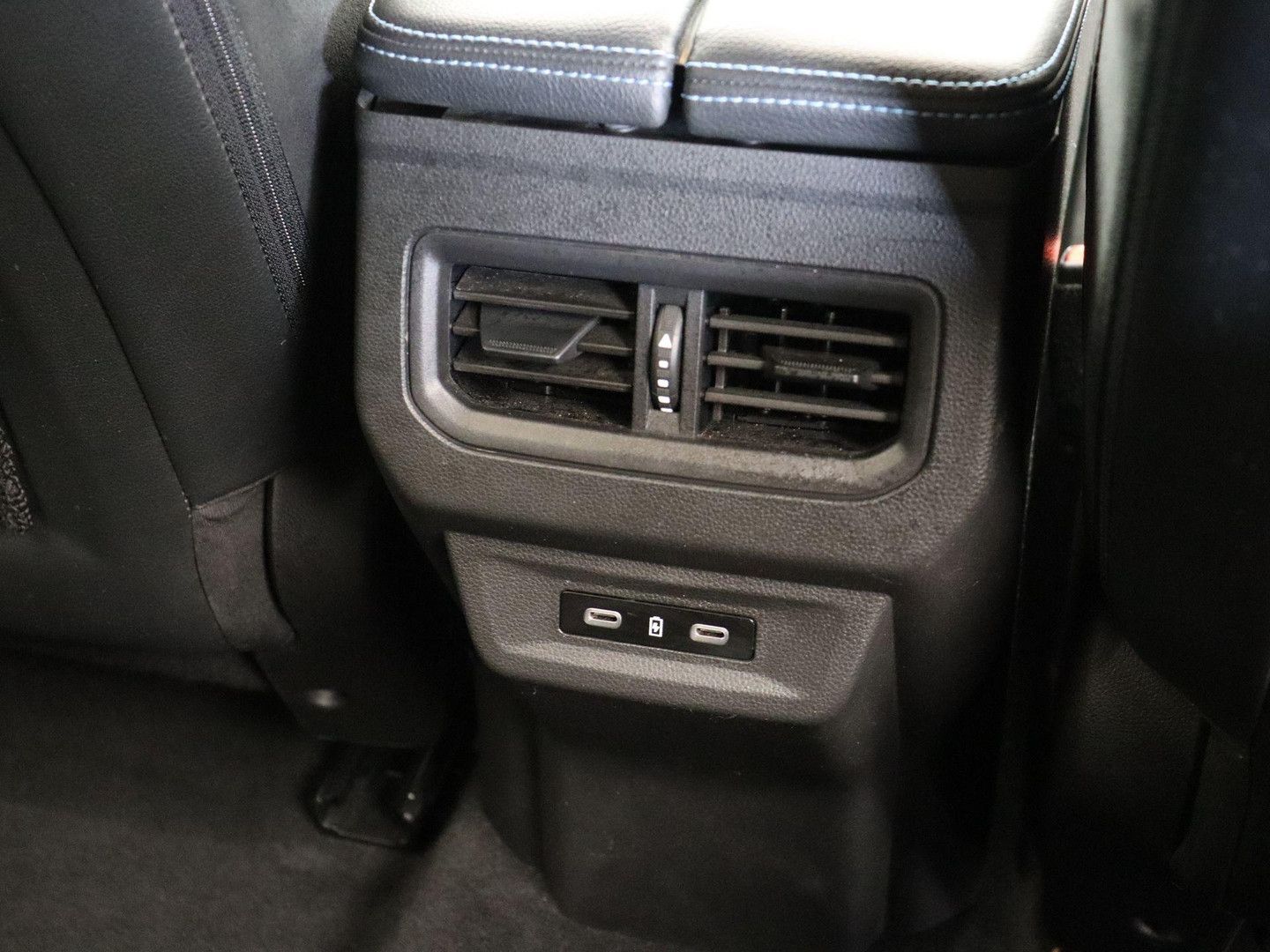 Renault Austral E-Tech full hybrid 200pk Iconic esprit A imagem 3