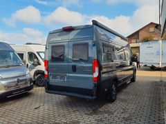 Pössl Summit Shine 640 komplett ausgestattet