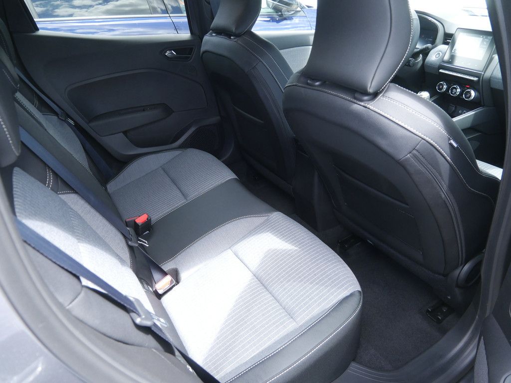 Fahrzeugabbildung Renault Clio Techno TCe 90