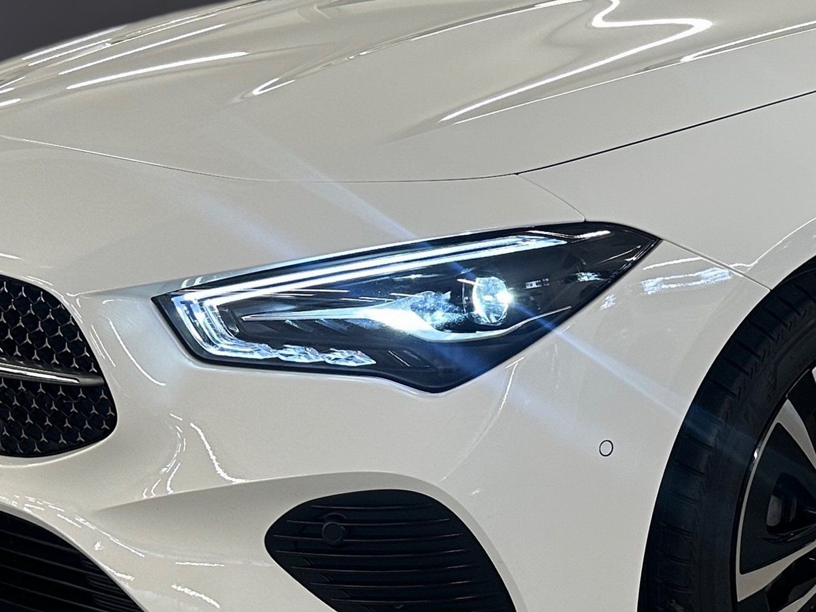 Fahrzeugabbildung Mercedes-Benz CLA 200 Progressive*LED*Kamera*CarPlay*Spur*MBUX