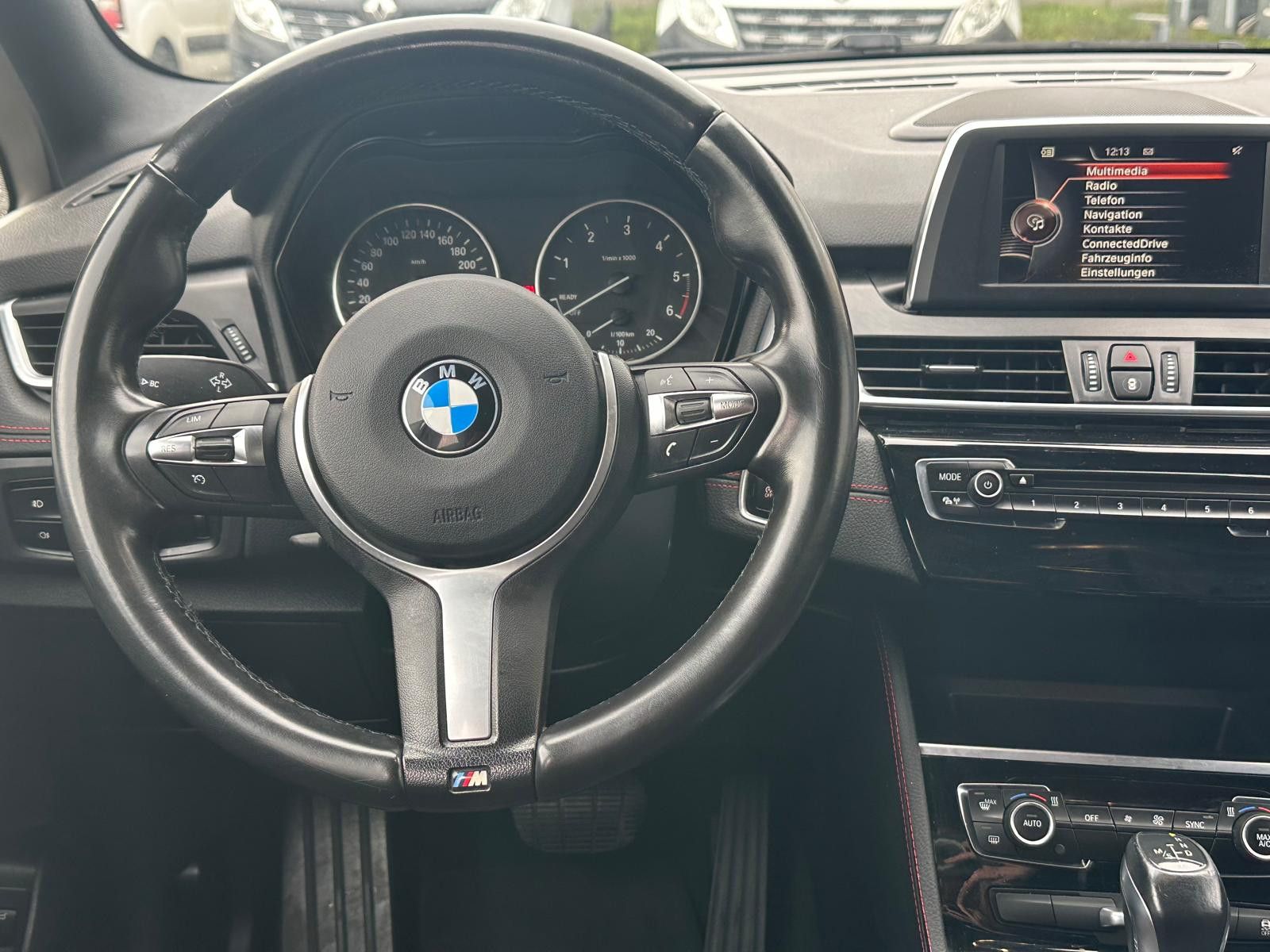 Fahrzeugabbildung BMW 216 Gran Tourer D Sport Line LED+PDC+MFL+NAVI+