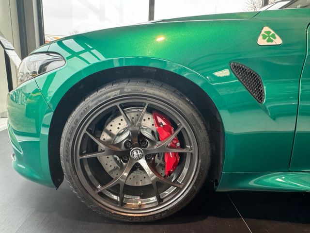 ALFA ROMEO Giulia Quadrifoglio harman/kardon KarbonPaket