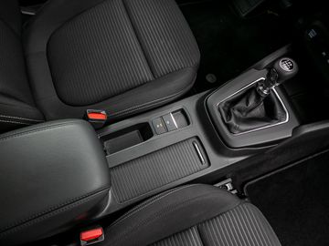 Ford Focus Turnier 1.0 Titanium Kamera Navi LED