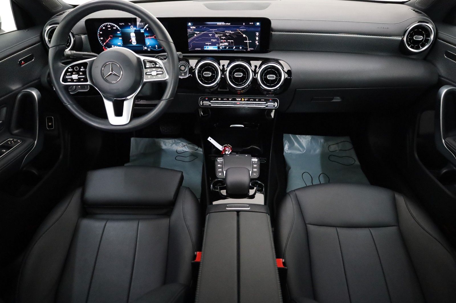 Fahrzeugabbildung Mercedes-Benz CLA 220 d Coupe,Leder,Navi,LED,SH,360Kamera