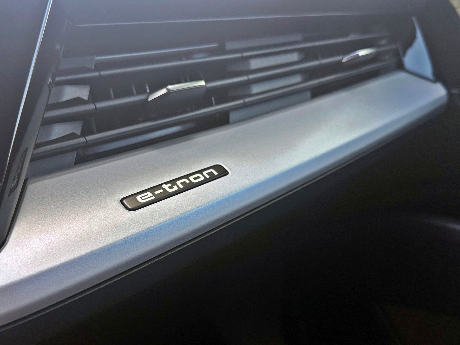 Audi Q4 e-tron - Bild 21