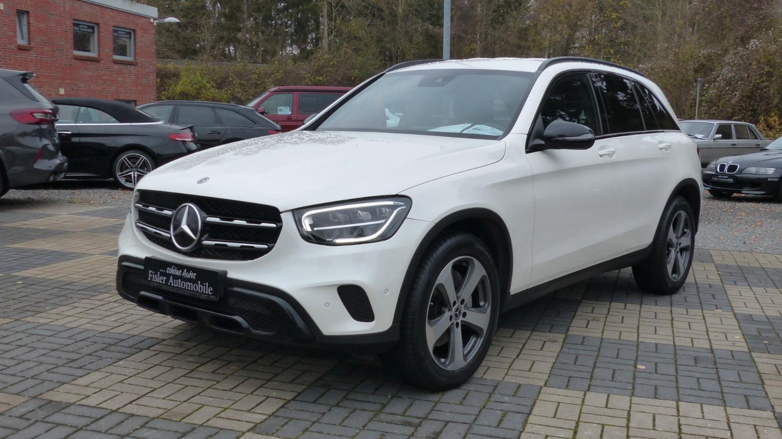 Mercedes-Benz GLC 300 d 4Matic Night AHK LED Standhzg