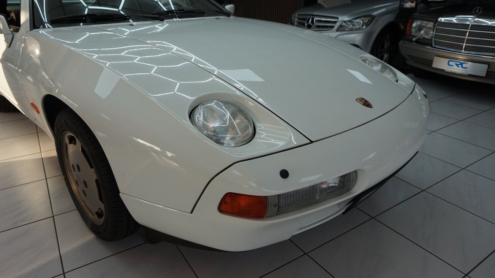 Fahrzeugabbildung Porsche 928 S4 Zahnriemen neu ex Brun Racing Schweiz