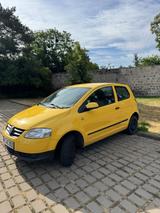 Volkswagen VW FOX Gelb BJ 2004 - gebrauchte VW Fox aus dem Jahr 2004