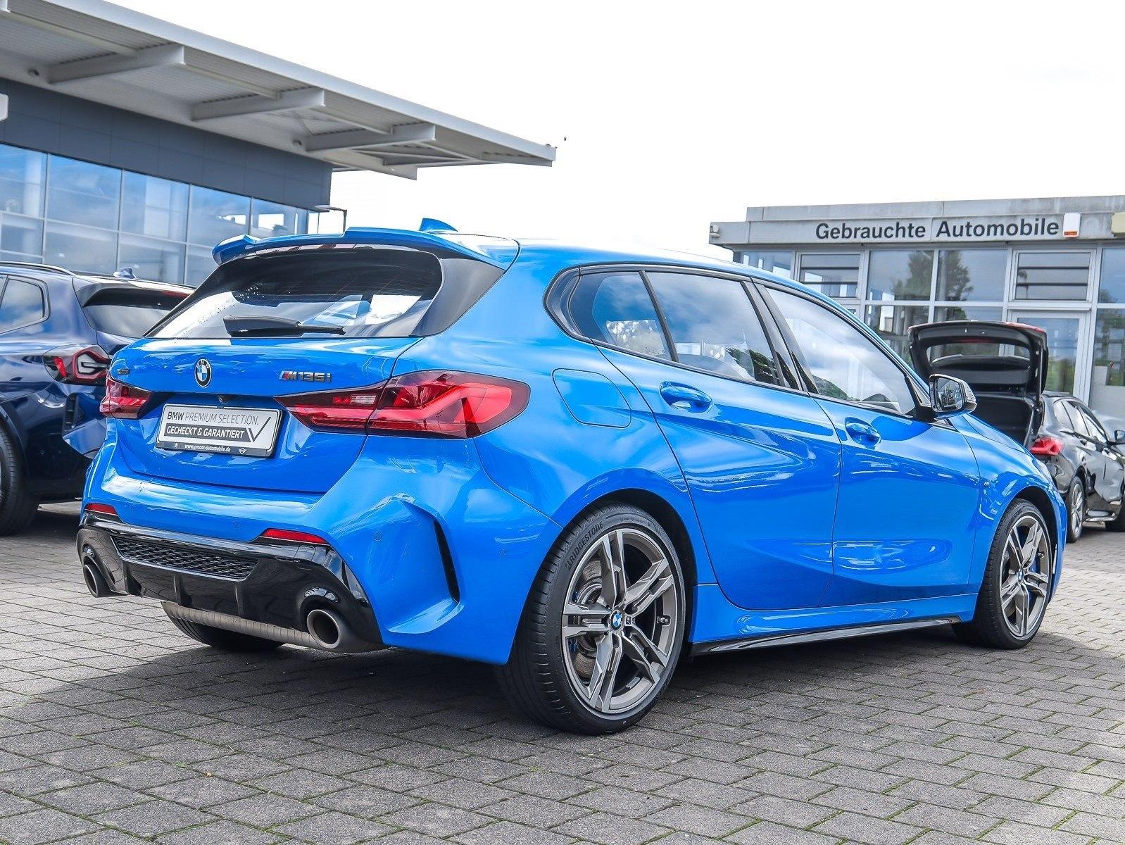 BMW M135i xDrive RFK NAVI LED Sound Syst. PDC V+H