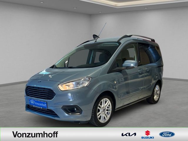 Ford Tourneo Courier 1.0 EcoBoost Titanium