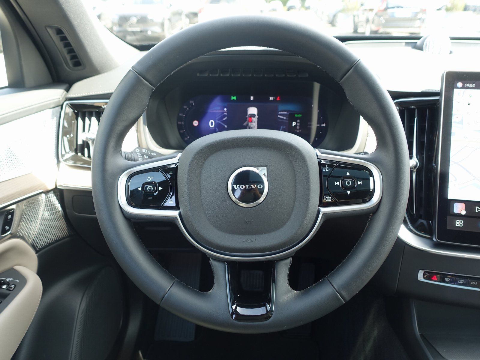 Volvo XC90 Plus T8 AWD Plug-in Hybrid Pano B&W HuD AHK foto 12