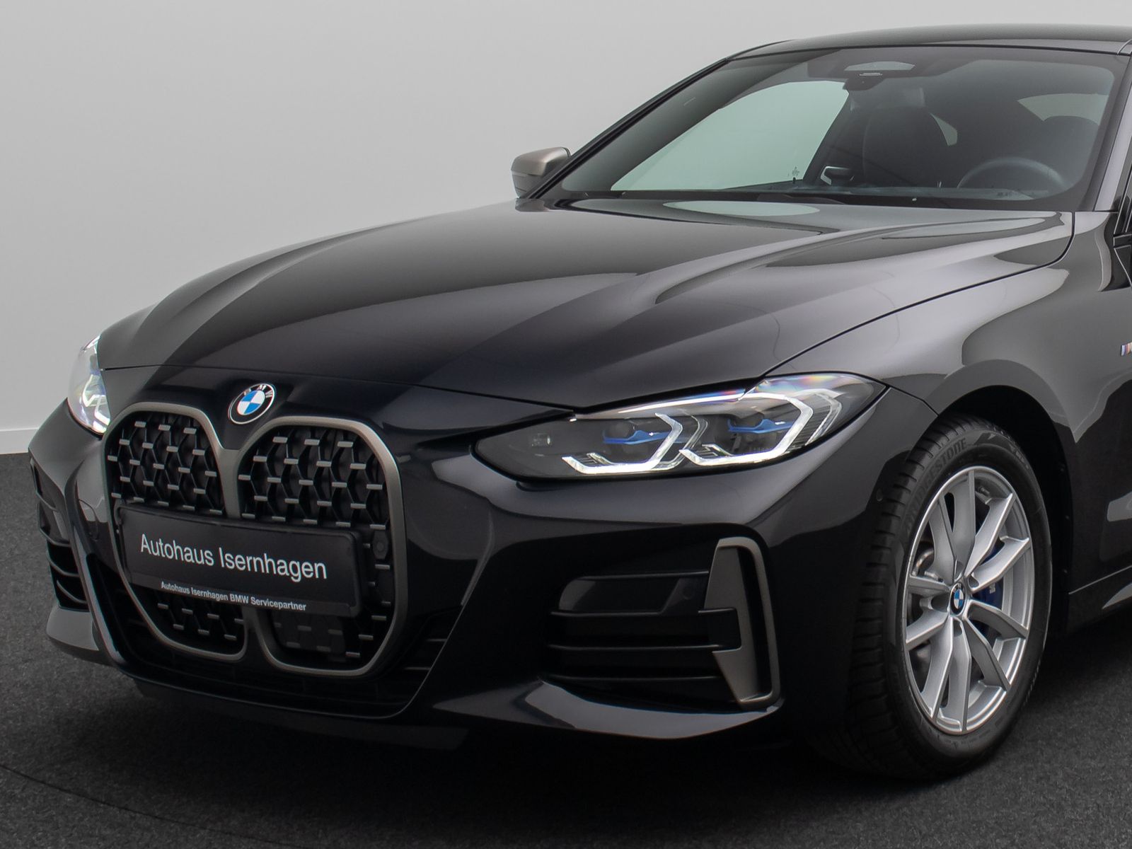 Fahrzeugabbildung BMW M440i xD Coup&eacute; Laser HUD Kamera DAB HiFi Komfort
