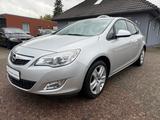 Opel Astra J Lim. 5-trg. Design Edition*LENKRADHEIZ.* - Opel Astra aus 2011: Design Edition
