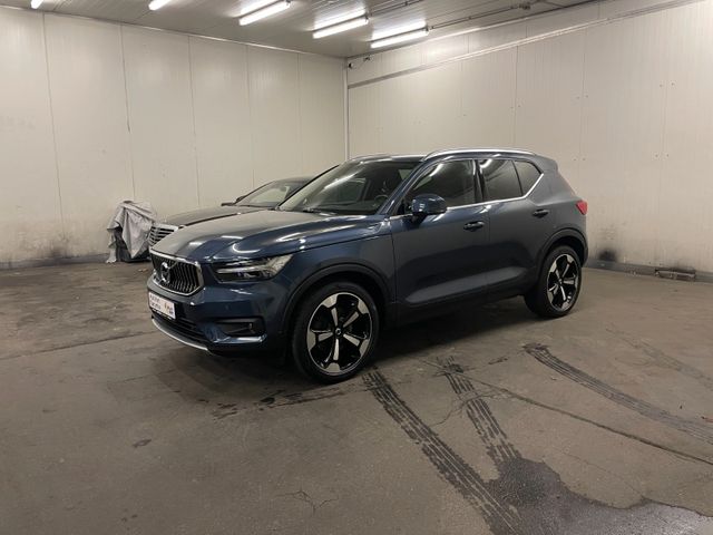 Volvo XC40 D4 AWD Inscription/Pano/AHK/Standh/Memory