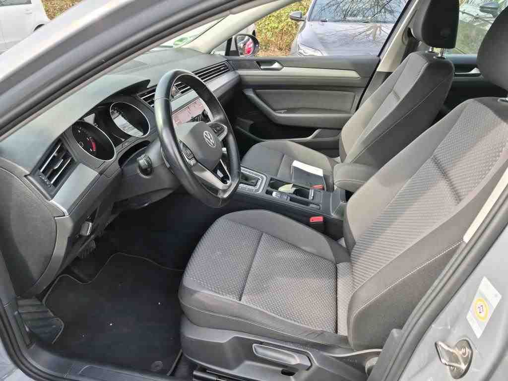 Volkswagen Passat Variant - Bild 8