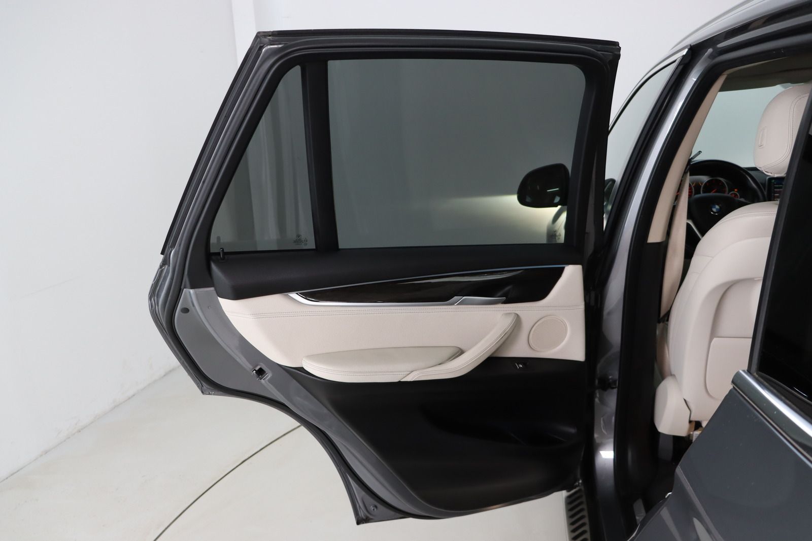 Fahrzeugabbildung BMW X5 xDrive30d * HUD* Pano * Memory * RFK *