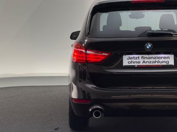 BMW 218 Gran Tourer - 12