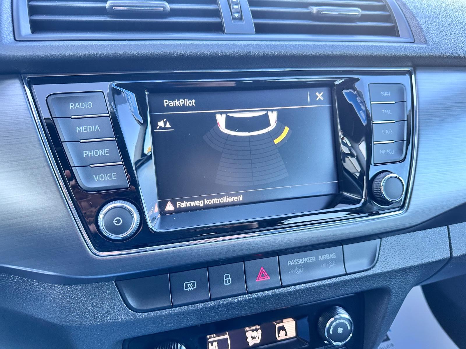 Skoda Fabia Combi Clever Automatik 110PS Navi CarPlay
