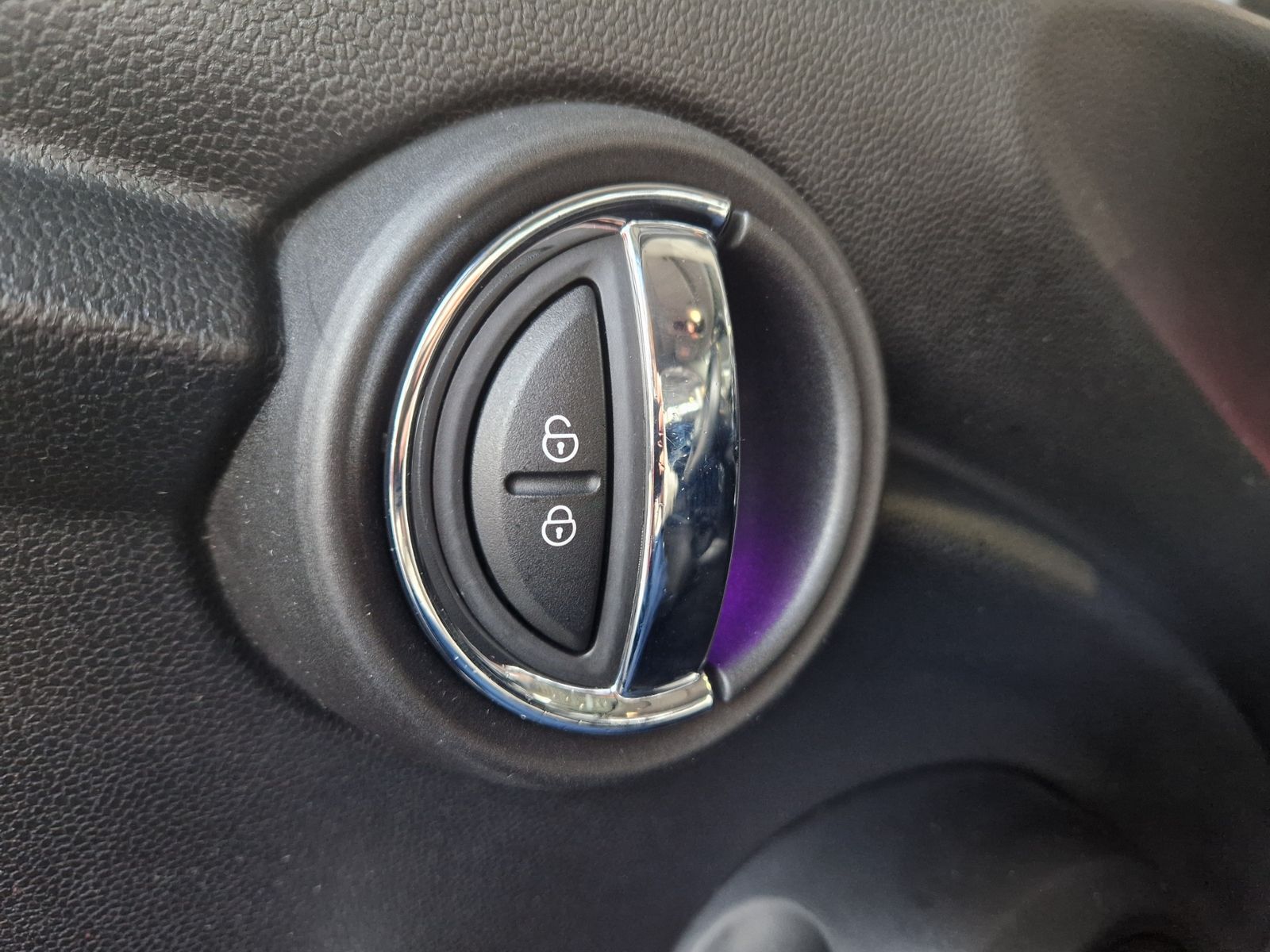 Fahrzeugabbildung MINI Cooper Pepper LED DAB SHZ PDC ALU