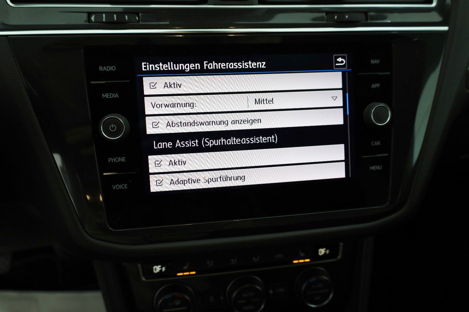Fahrzeugabbildung Volkswagen Tiguan Allspace Comfortline,Navi,SH,ACC,AHK,+WR