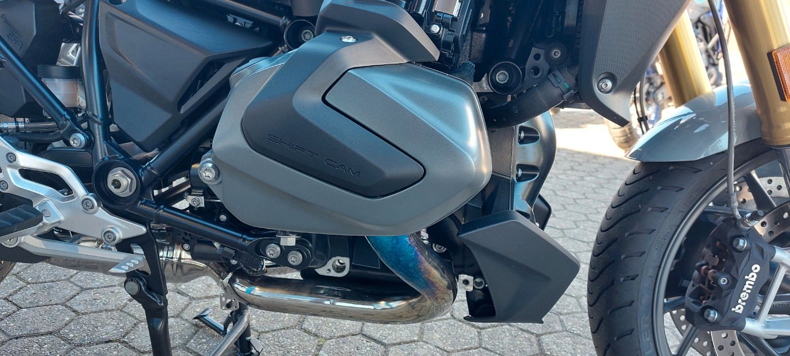 Fahrzeugabbildung BMW R 1250 R Vollausstattung  Nur 987 KM