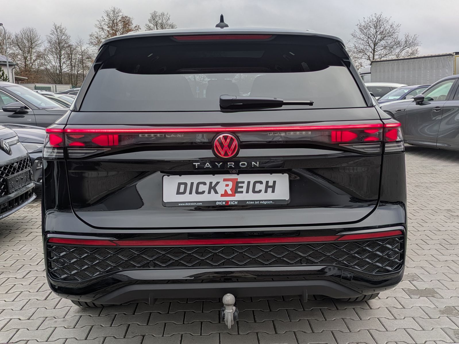 Fahrzeugabbildung Volkswagen Tayron 2.0 TDI 4M R-Line 7Si*MATRIX*AHK*PANO*HUD