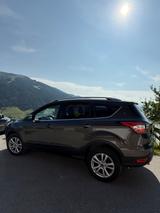 Ford Kuga 1,5 EcoBoost 4x4 129kW COOL & CONN. Aut... - Ford Kuga von privat
