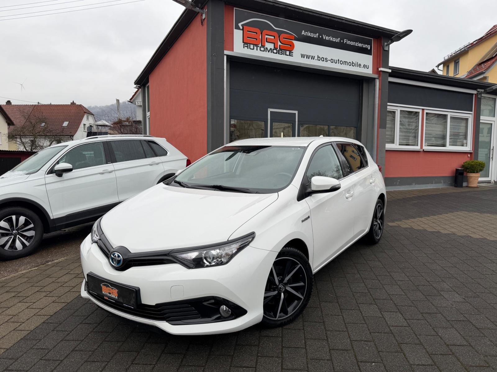 Toyota Auris 1.8 Hybrid Team D*AUTOMATIK*KAM*ALCANTARA*