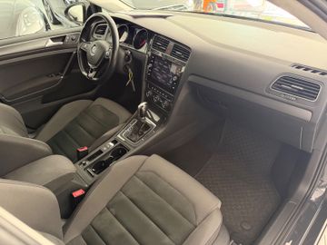 Volkswagen Golf - 12