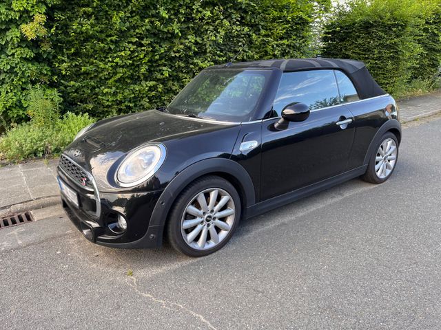 MINI Cooper S Cabrio - schwarz - perfektes Sommerauto