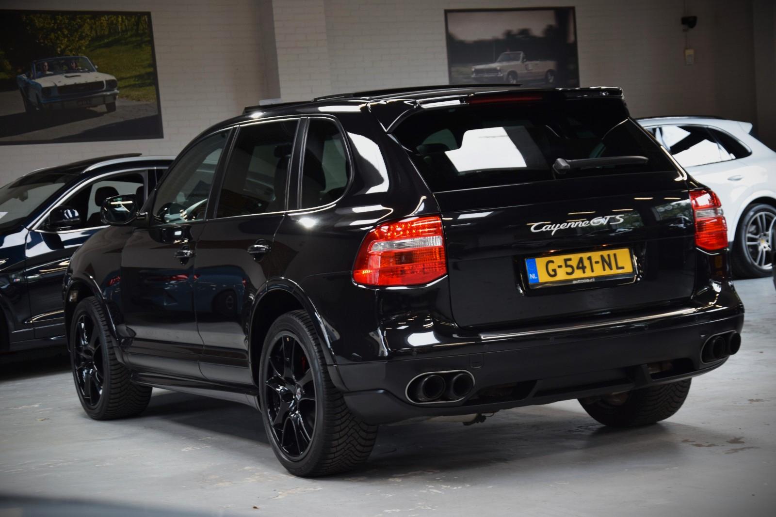 PORSCHE CAYENNE 4.8 GTS 405 ch 4X4 BVA - HAYON ÉLECTRIQUE - PACK SPORT - TOIT PANORAMIQUE