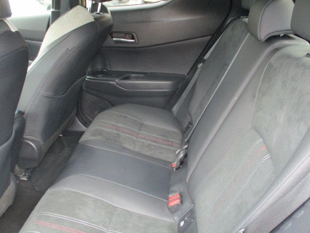 Fahrzeugabbildung Toyota C-HR Hybrid GR Sport Black Edition