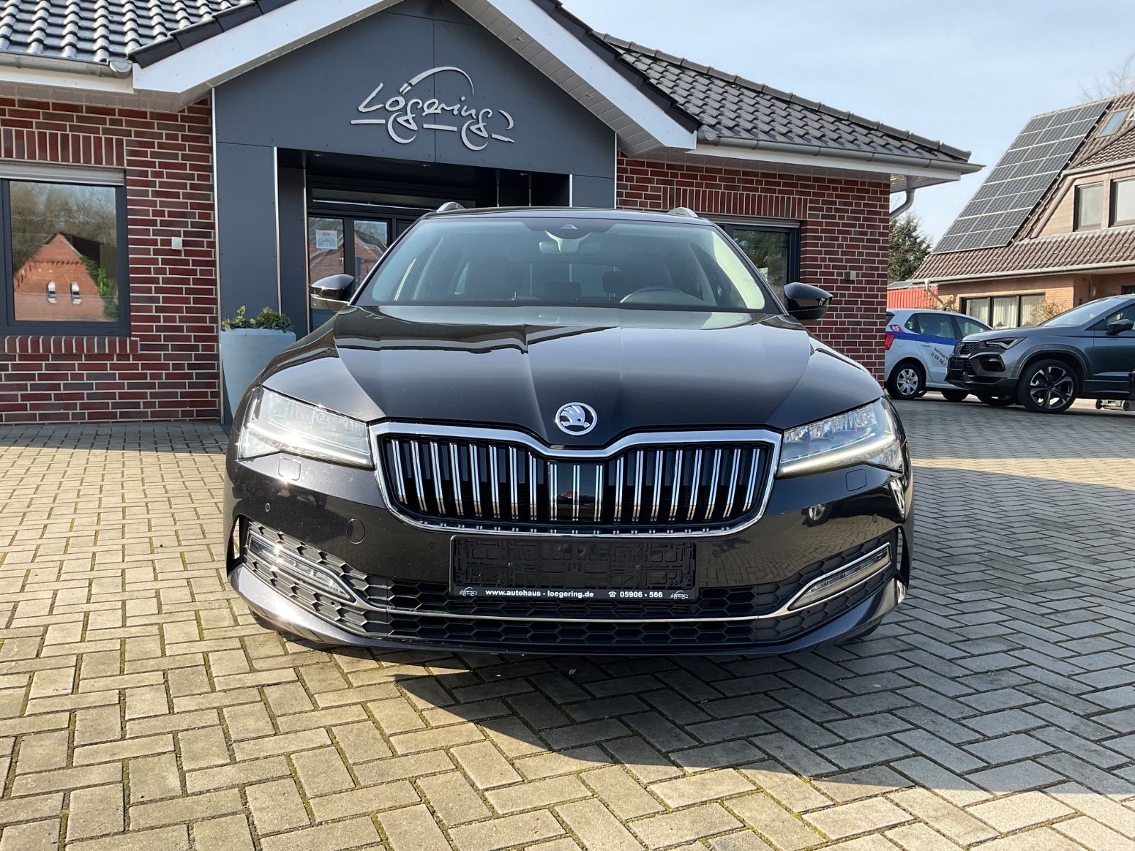 Fahrzeugabbildung SKODA Superb Combi 2.0 TDI DSG STYLE,Standheizung,Car