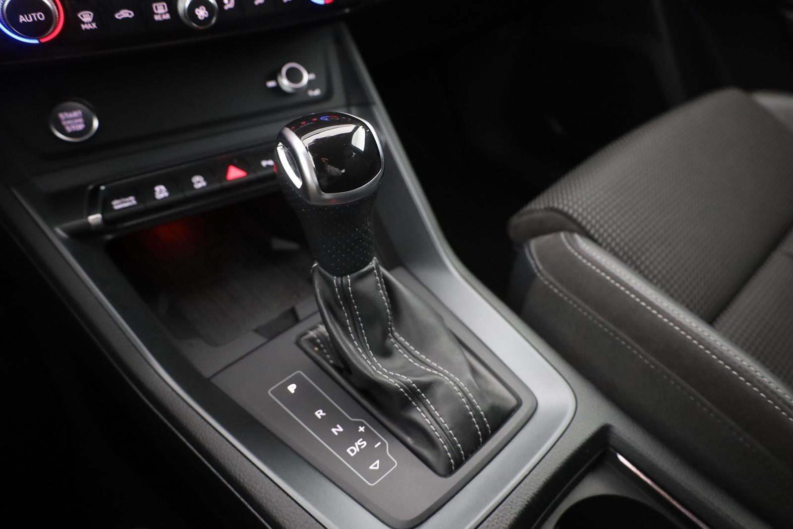 Audi Q3 35 1.5 TFSI S line LED Navi Virtual Cockpit