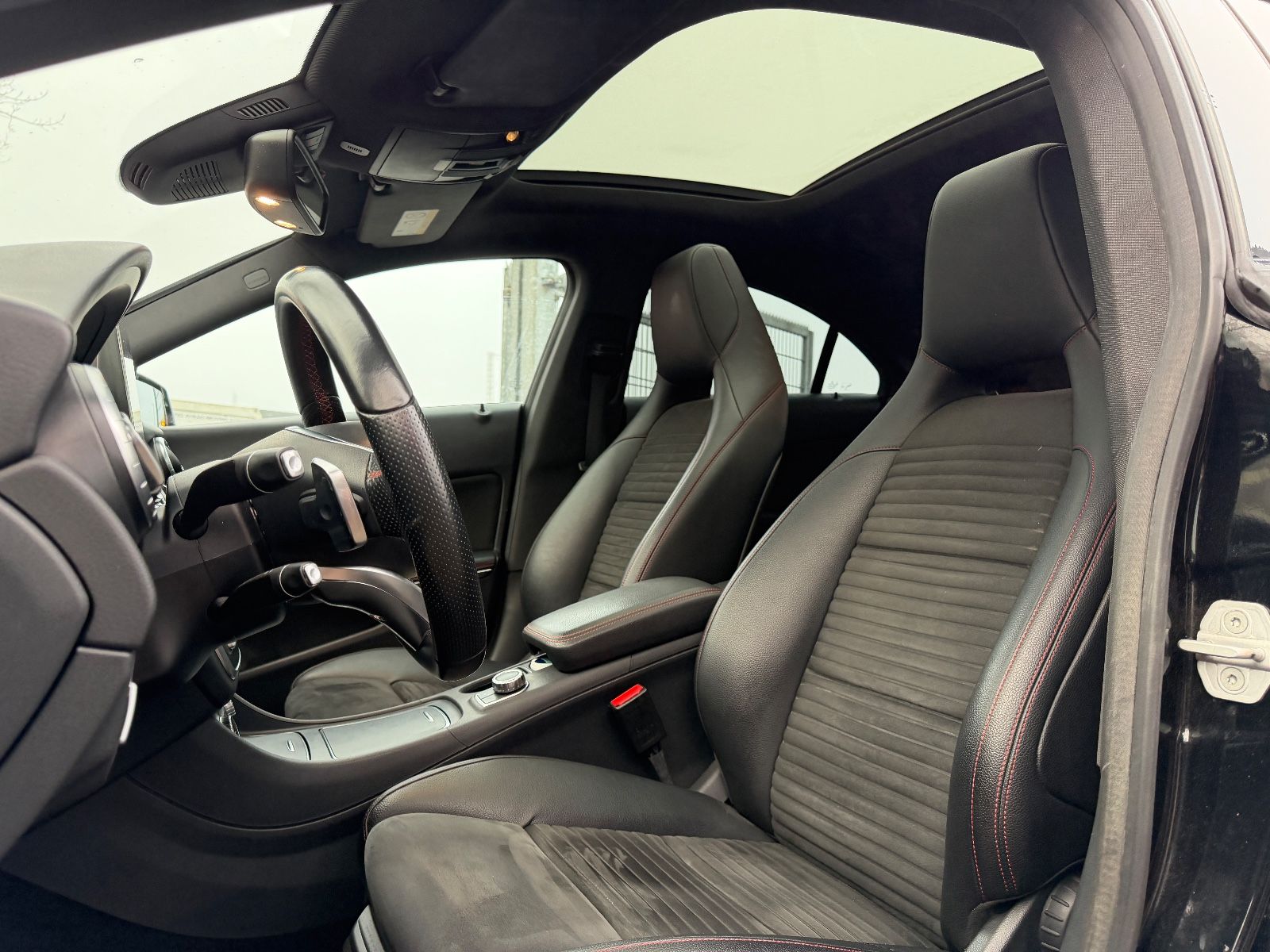 Fahrzeugabbildung Mercedes-Benz CLA 200 AMG*BOSE*LED*PANO*ALCANTARA*KAMERA*ACC*