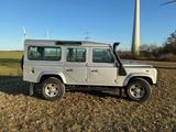 Land Rover TOP ZUSTAND DEFENDER 110 TD5 KLIMA Winterpaket - Land Rover Defender: Schiebedach