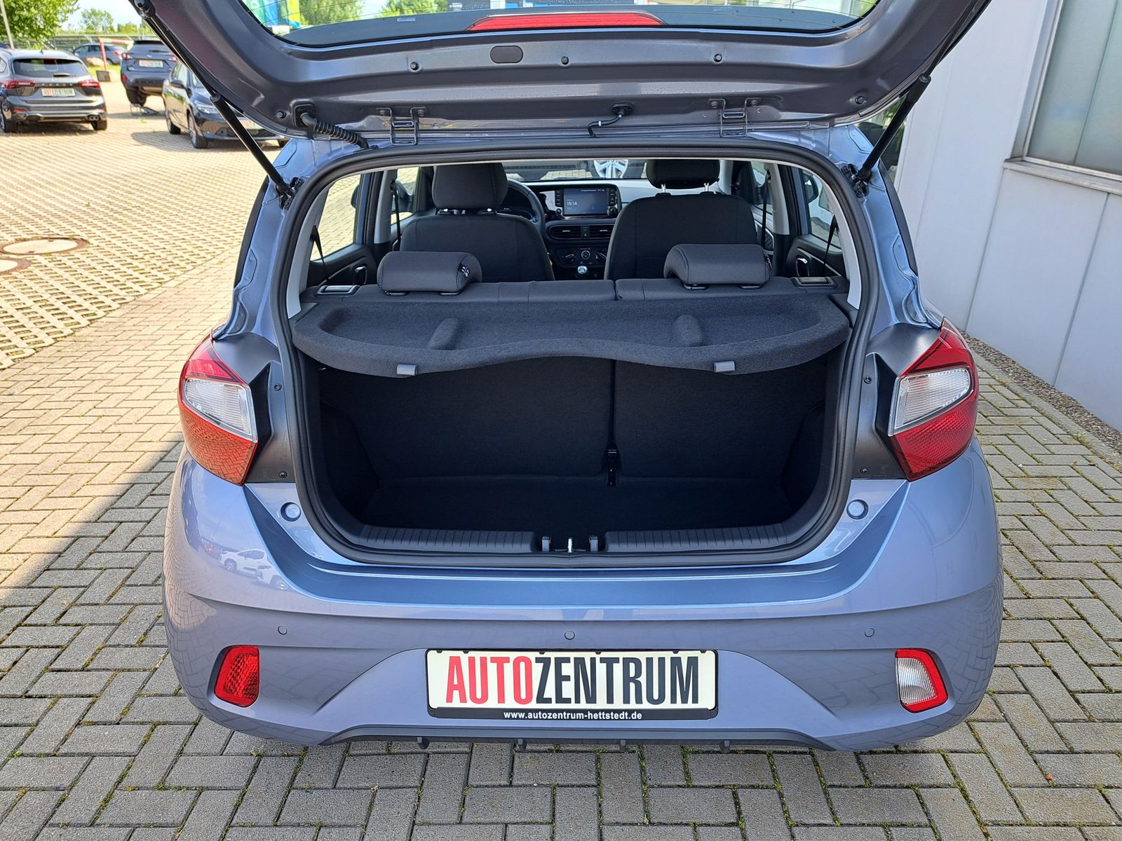 Fahrzeugabbildung Hyundai i10 1.0 MODELL 2025 NAVI WINTERPAKET KAMERA DAB