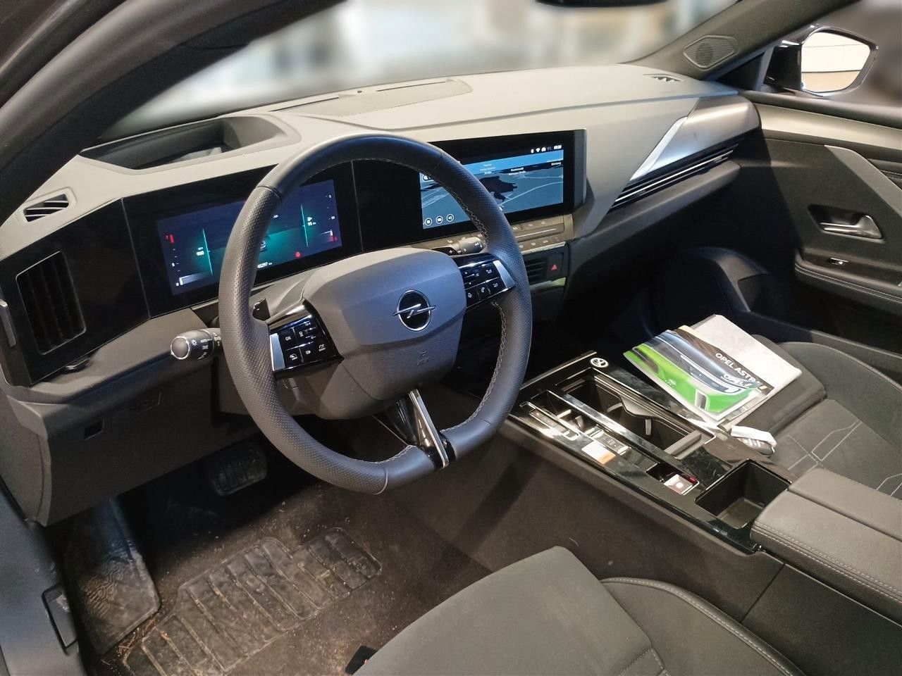 Fahrzeugabbildung Opel Astra L Lim. 1.2T GS LINE NAVI/LED/KAMERA/SH/DAB