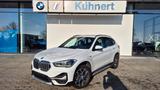 BMW X1 xDrive25e xLine StandHzg/HUD/Navi/ParkAss/RFK - BMW X1 xLine mit Hybrid-Antrieb (Benzin/Elektro)